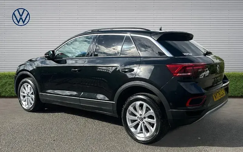 Używany VW T-Roc Match 116 KM (85 kW) 2025 Czarny SUV