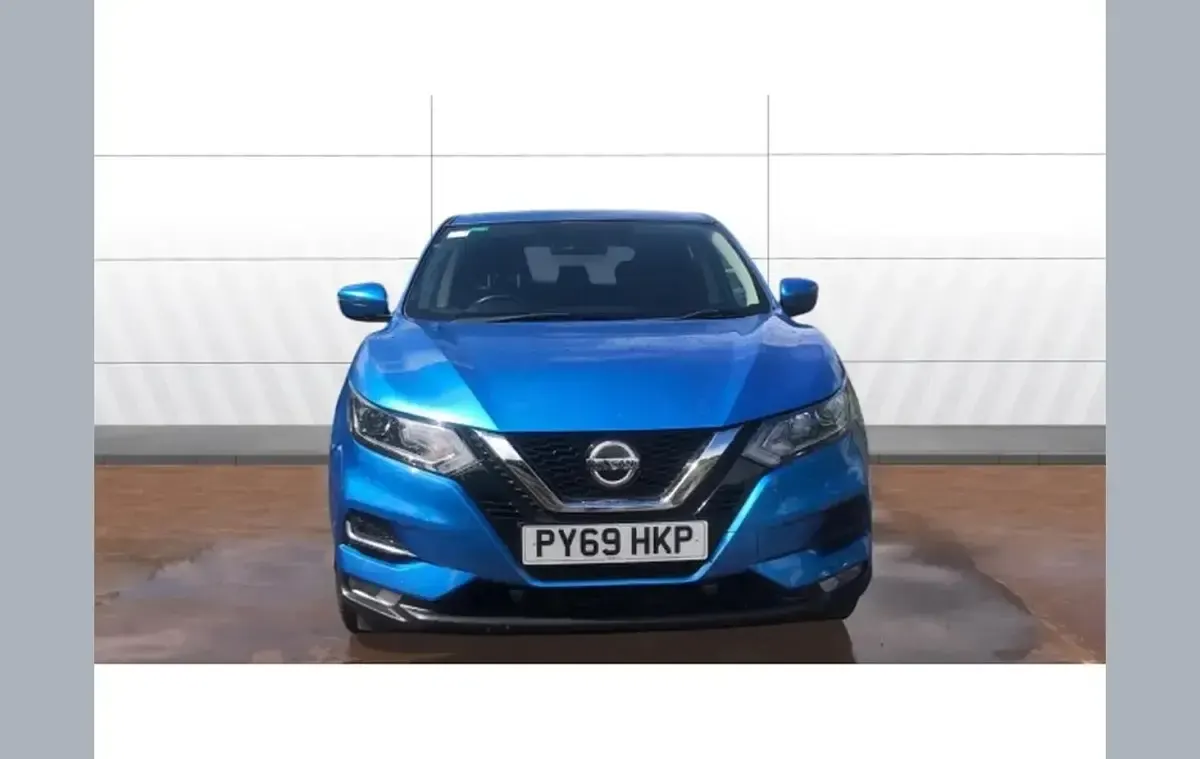 Used Nissan Qashqai Acenta Premium 160 HP (117 kW) 2019 Blue SUV