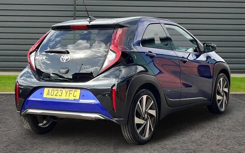 Used Toyota Aygo X 72 HP (52 kW) 2025 SUV