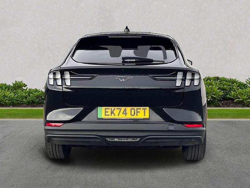 Used Ford Mustang Select 269 HP (197 kW) 2024 Black Hatchback