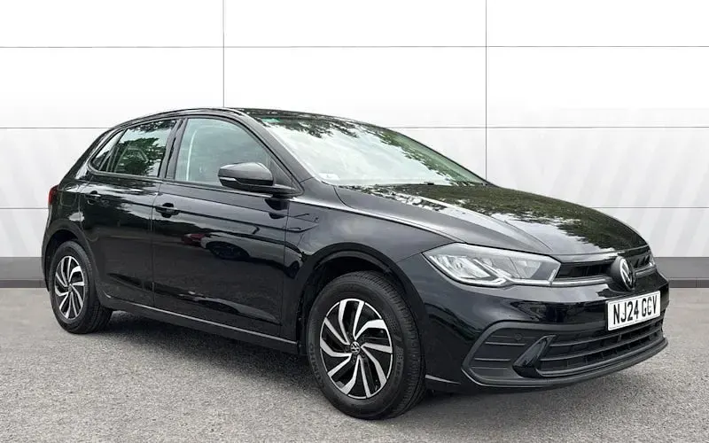 Used VW Polo Life 95 HP (69 kW) 2024 Hatchback