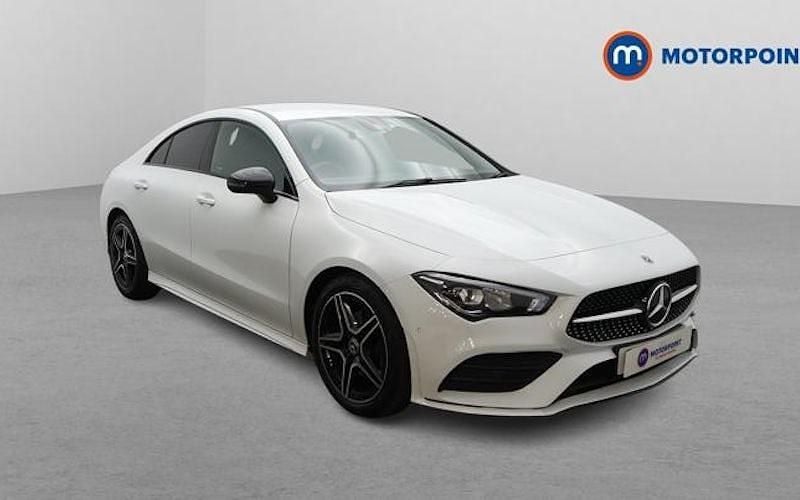 Used Mercedes CLA180 Executive 136 HP (100 kW) 2022 White Sedan