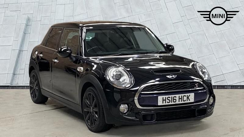 Black Used 2016 Mini Cooper S Hatch Hatchback | £13,750 (Fair price) - Image 1/4