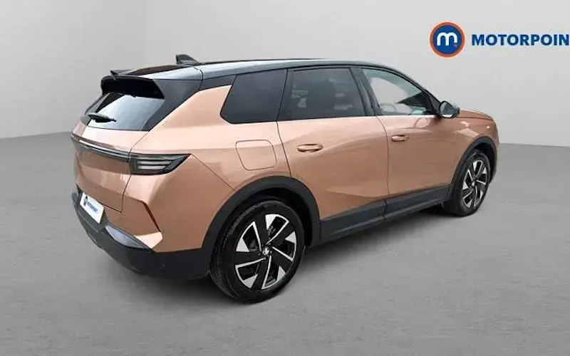 Used Vauxhall Grandland X 136 HP (100 kW) 2025 Brown SUV