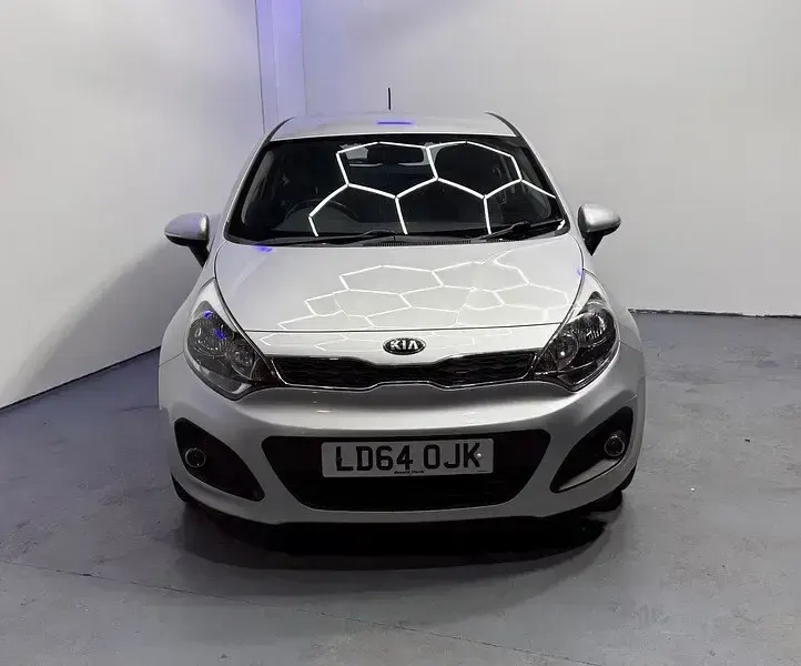 Used Kia Rio 2014 Silver Hatchback