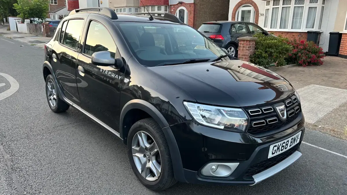 Used Dacia Sandero Comfort 90 HP (66 kW) 2018 Black Hatchback