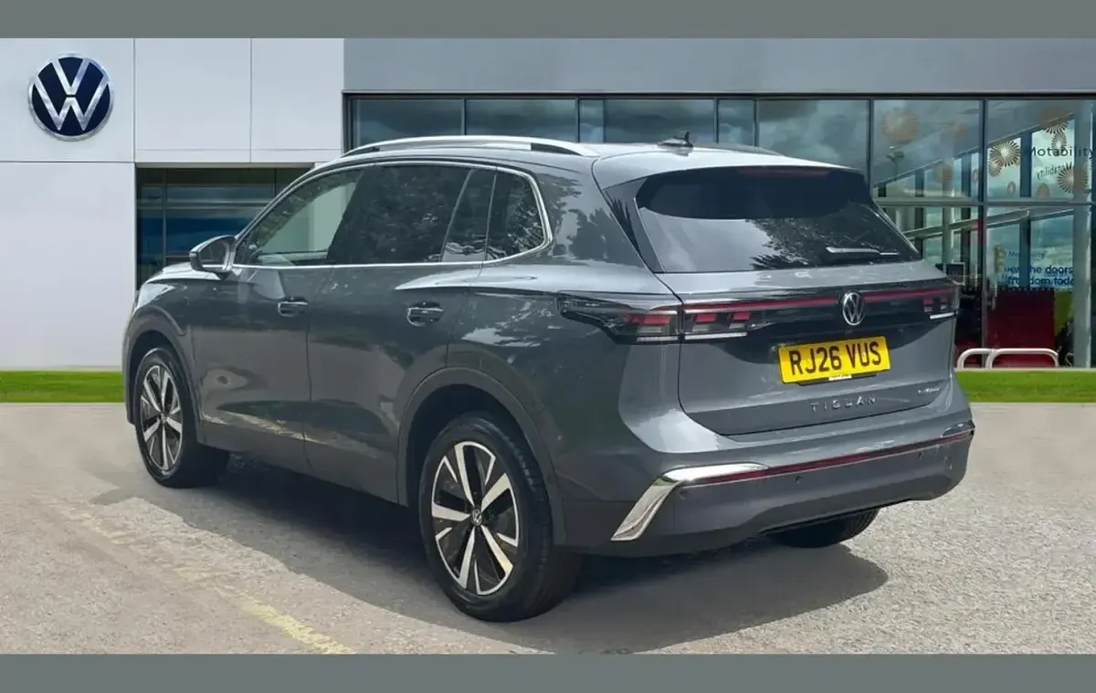 New VW Tiguan Elegance 200 HP (147 kW) 2026 Grey SUV