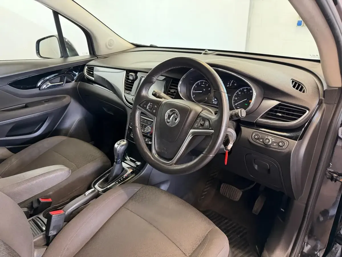 Used Vauxhall Mokka X Active 140 HP (102 kW) 2018 Black SUV