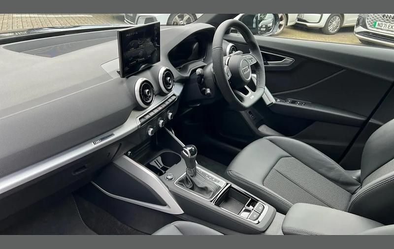 New Audi Q2 Black Edition 147 HP (108 kW) 2026 Blue SUV