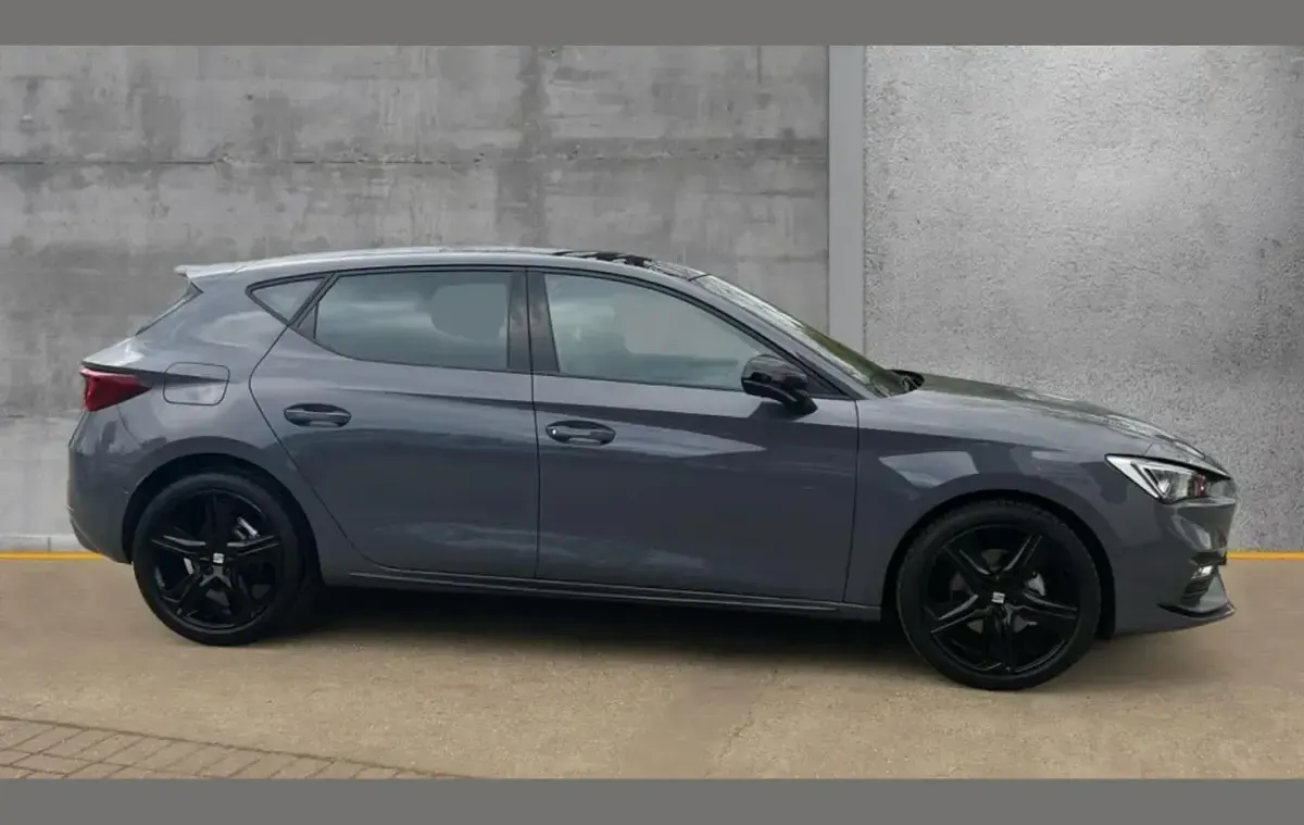 Used Seat Leon Black Edition 272 HP (200 kW) 2026 Grey Hatchback