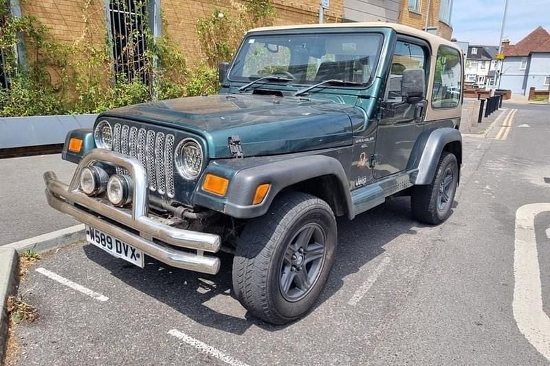 Green Used 2000 Jeep Wrangler Sahara SUV | £5,200 - Image 1/1