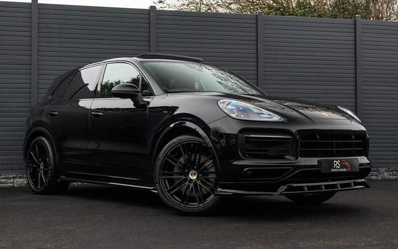 Black Used 2022 Porsche Cayenne SUV | £51,990 (Super price) - Image 1/4