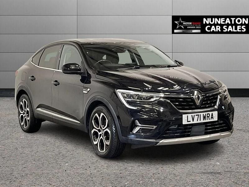 Begagnad Renault Arkana Version S 145 HK (106 kW) 2022 Svart SUV