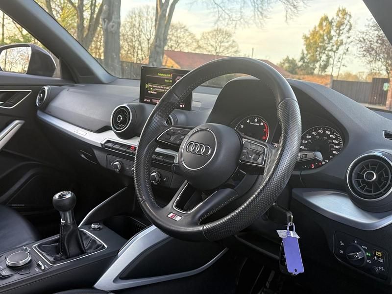 Used Audi Q2 S-Line 116 HP (85 kW) 2018 Grey SUV