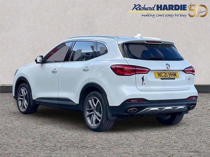 Used MG HS Exclusive 254 HP (186 kW) 2021 White SUV