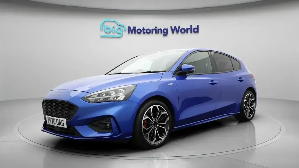 Used Ford Focus ST-Line X 155 HP (114 kW) 2020 Blue Hatchback