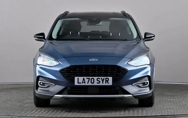 Used Ford Focus Active 125 HP (91 kW) 2021 Blue Hatchback
