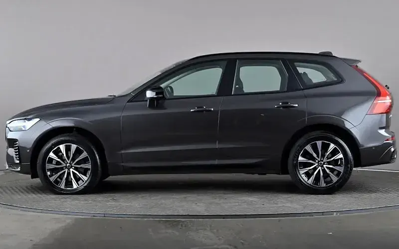 Used Volvo XC60 Plus 250 HP (183 kW) 2023 Grey SUV