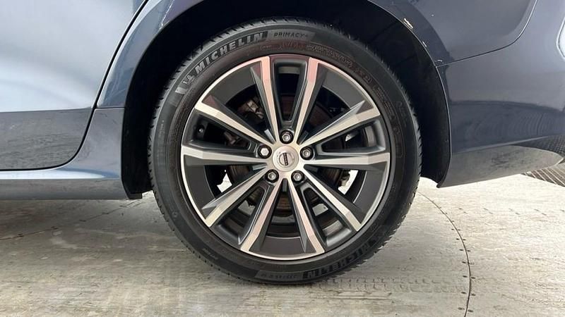 Used Volvo V60 Momentum 163 HP (119 kW) 2022 Blue Estate