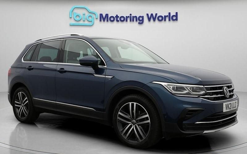 Used 2023 VW Tiguan Elegance SUV | £24,300 (Good price) - Image 1/4