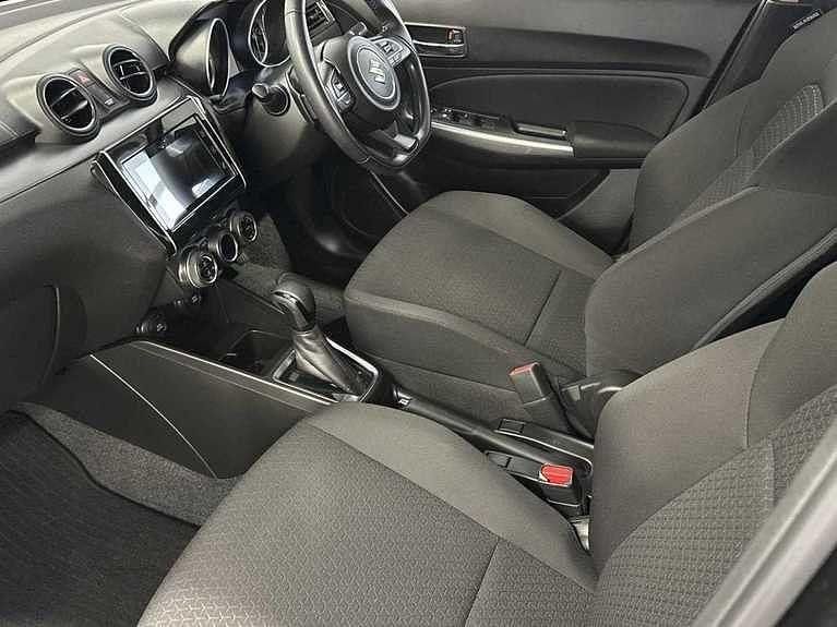 Used Suzuki Swift SZ5 83 HP (61 kW) 2022 Hatchback