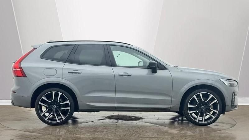 Used Volvo XC60 Ultra 250 HP (183 kW) 2025 Grey SUV