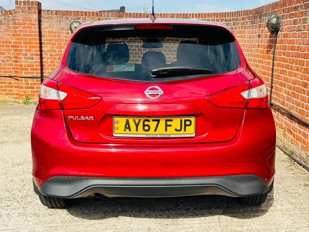Used Nissan Pulsar S 115 HP (84 kW) 2024 Red Hatchback