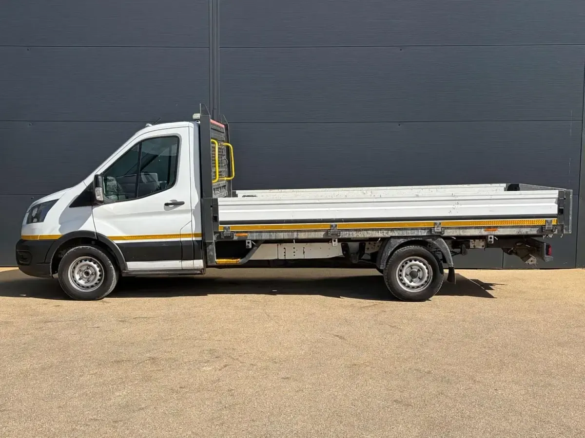 Usado Ford Transit S 130 HP (95 kW) 2022 Branco Cabrios
