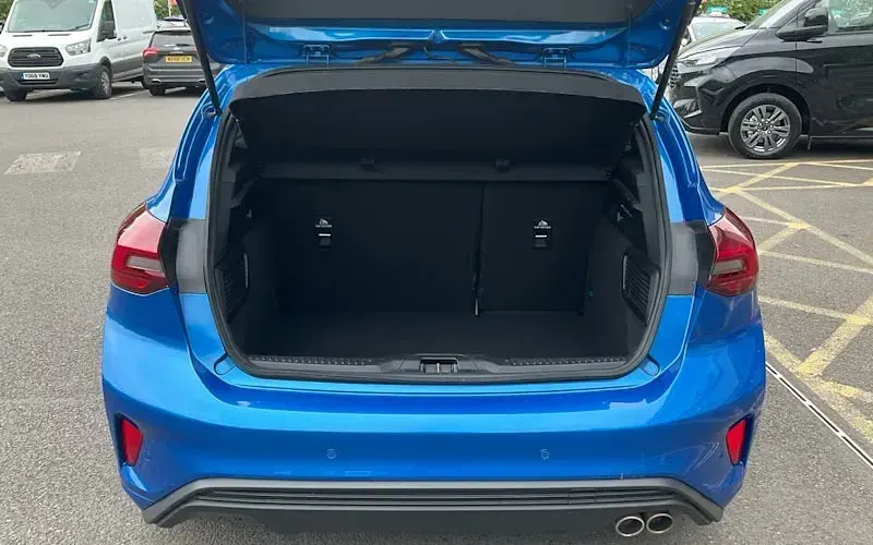 Used Ford Focus ST-Line 125 HP (91 kW) 2022 Blue Hatchback