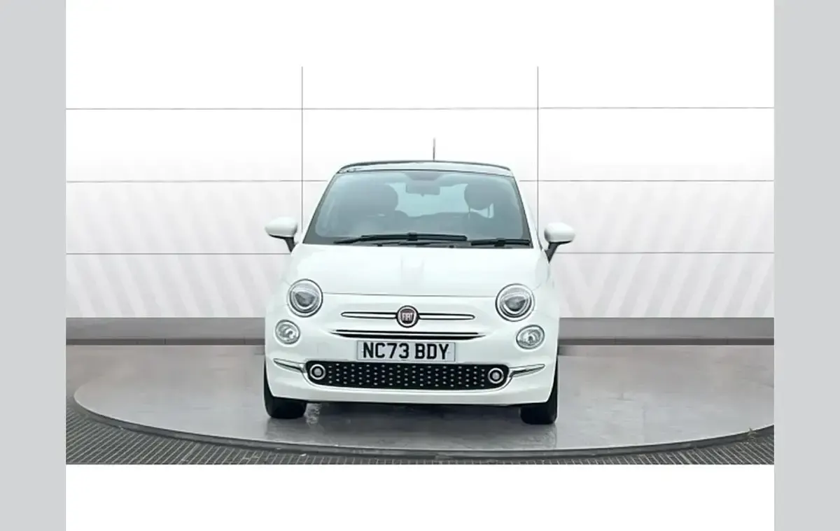 Used Fiat 500 70 HP (51 kW) 2023 White Hatchback