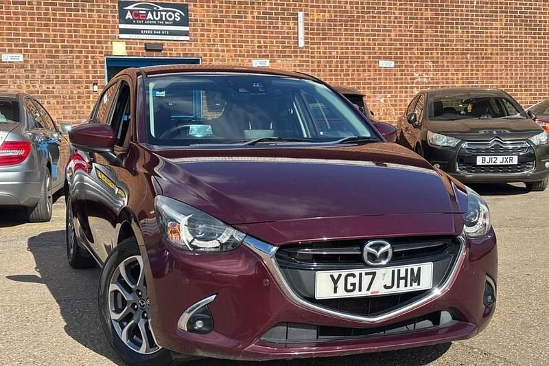 Begagnad Mazda 2 Inclusive 115 HK (84 kW) 2017