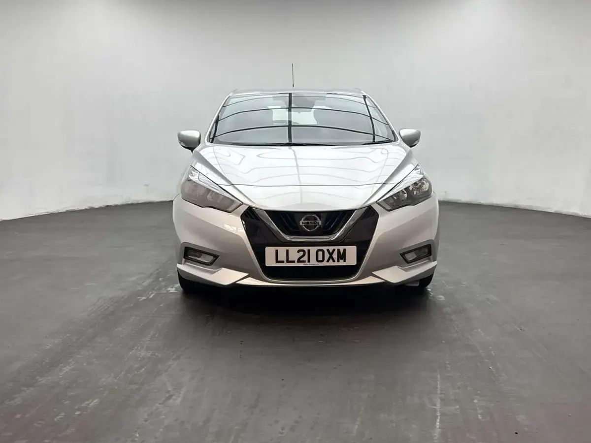Used Nissan Micra Acenta 92 HP (67 kW) 2021 Silver Hatchback
