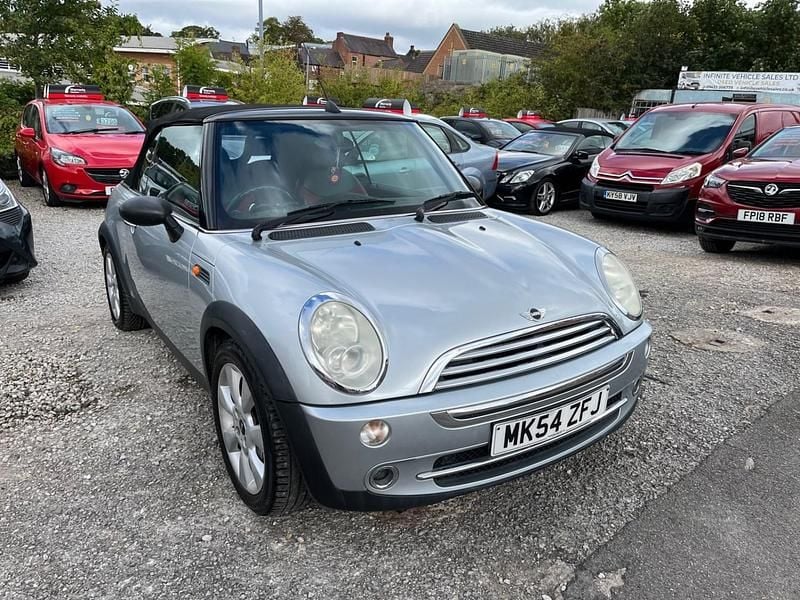 Silver Used 2004 Mini ONE Hatchback | £1,795 (Fair price) - Image 1/4