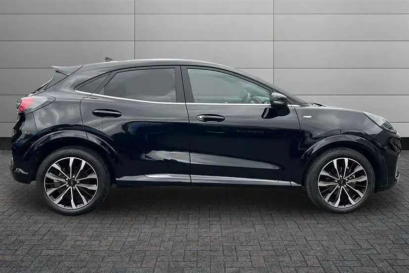 Begagnad Ford Puma ST-Line 155 HK (114 kW) 2023 Svart SUV