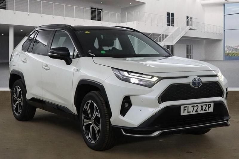 Used 2022 Toyota RAV4 Hybrid SUV | £20,500 (A bit pricey) - Image 1/1
