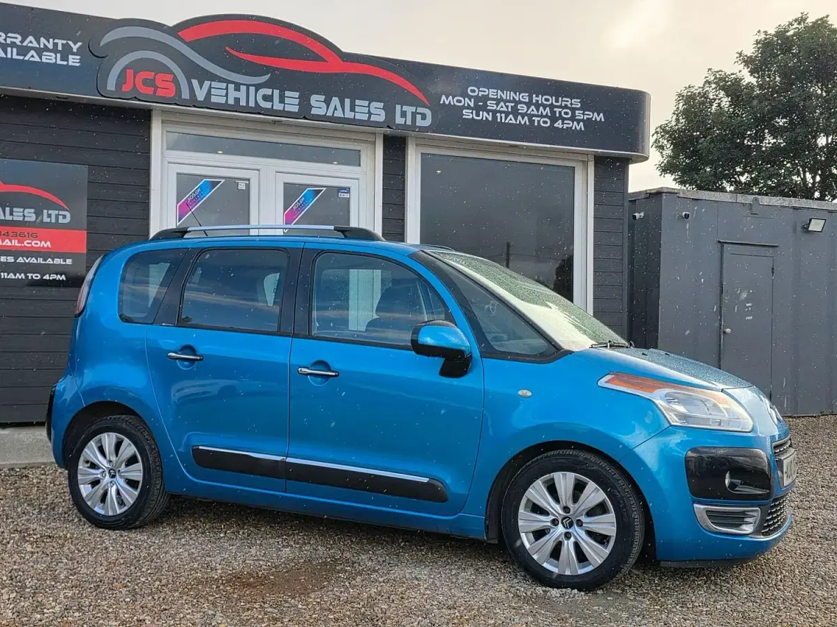 Used Citroën C3 Picasso Exclusive 2010 Blue MPV