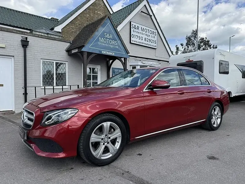 Used Mercedes E220 SE 2016 Red Sedan