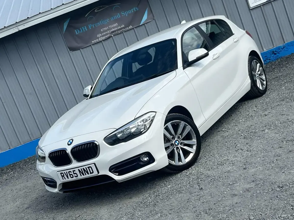 Used BMW 116 Sport Line 2015 White Hatchback