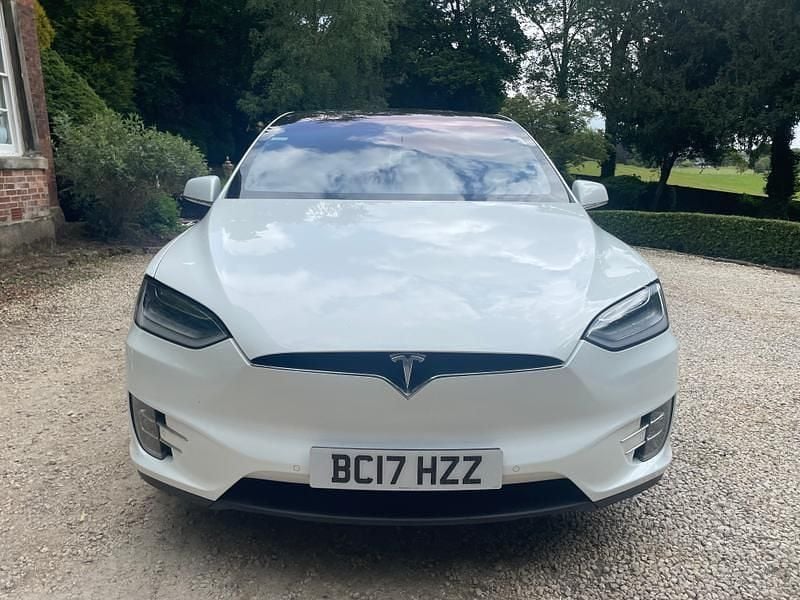 Used Tesla Model X 443 kW (603 HP) 2017 White SUV