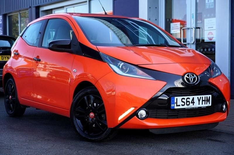 Orange Used 2014 Toyota Aygo X-cite Hatchback | £5,495 (Fair price) - Image 1/3