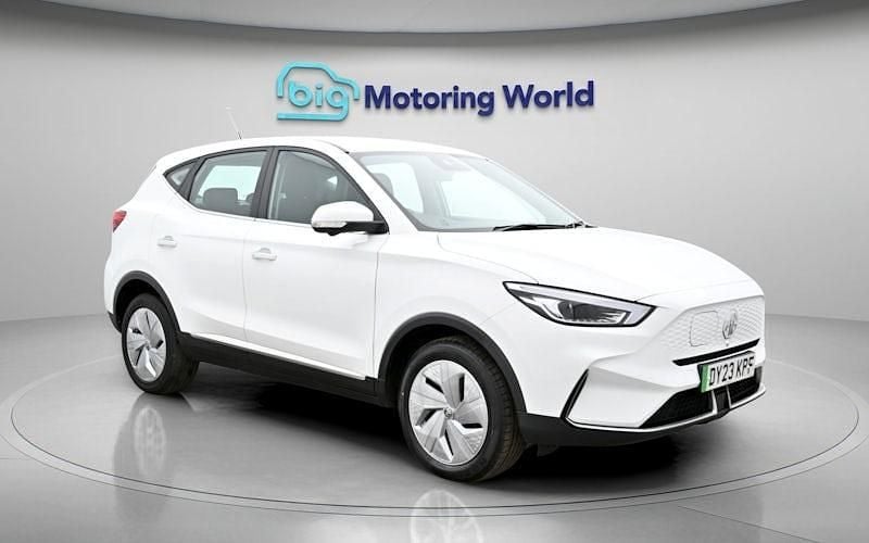 Used MG ZS SE 114 kW (156 HP) 2023 White SUV