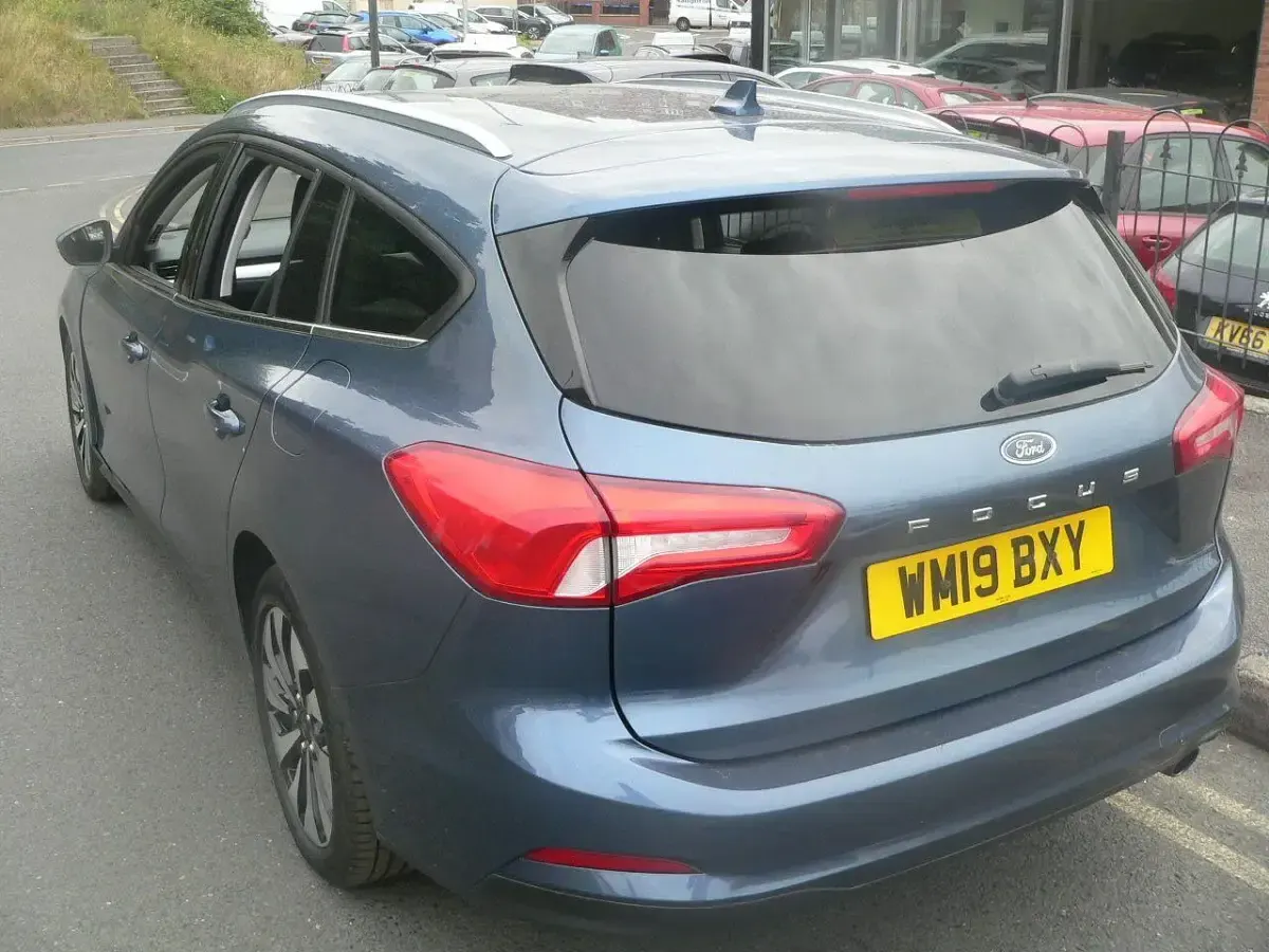 Used Ford Focus Zetec 2019 Blue Estate