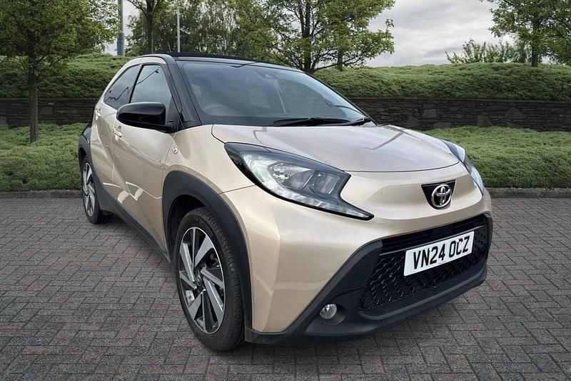 Beige Used 2024 Toyota Aygo X SUV | £14,785 - Image 1/4