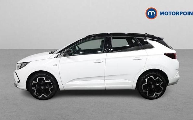 Used Vauxhall Grandland X Ultimate 131 HP (96 kW) 2023 White SUV