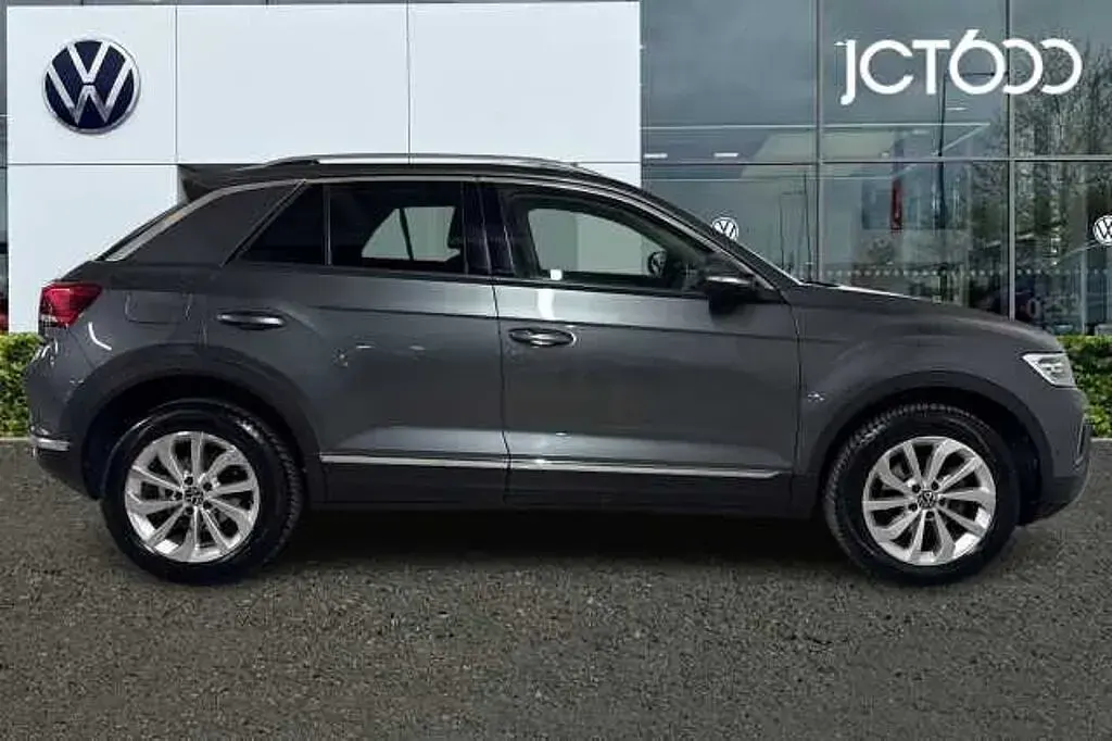 Usado VW T-Roc 150 HP (110 kW) 2022 SUV
