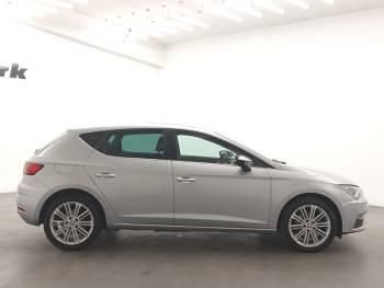 Used Seat Leon XCELLENCE 125 HP (91 kW) 2017 Silver Hatchback