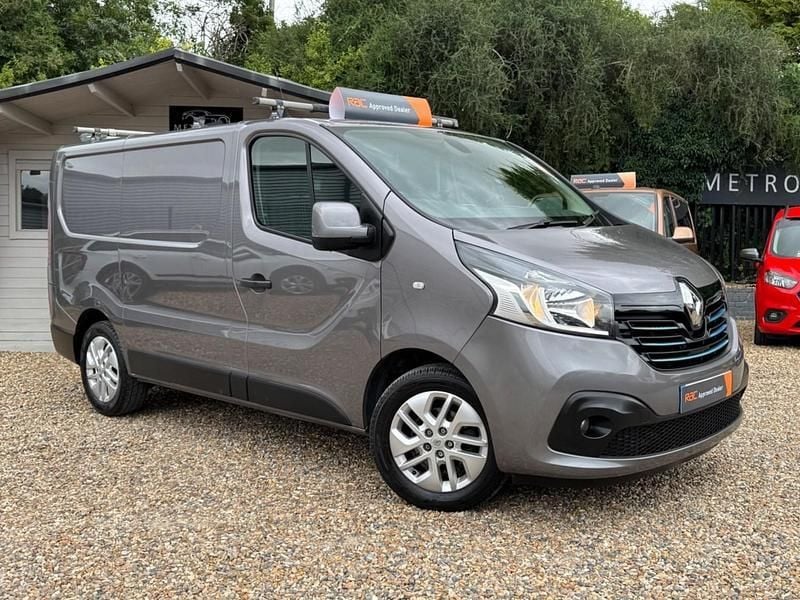 Grey Used 2018 Renault Trafic Van | £13,995 (Fair price) - Image 1/4