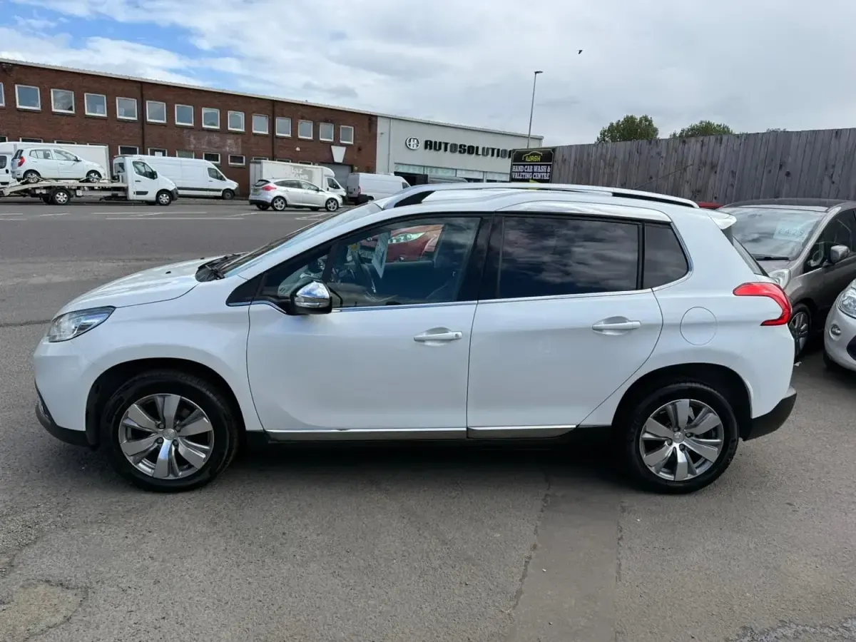 Gebraucht Peugeot 2008 2015 Weiß SUV