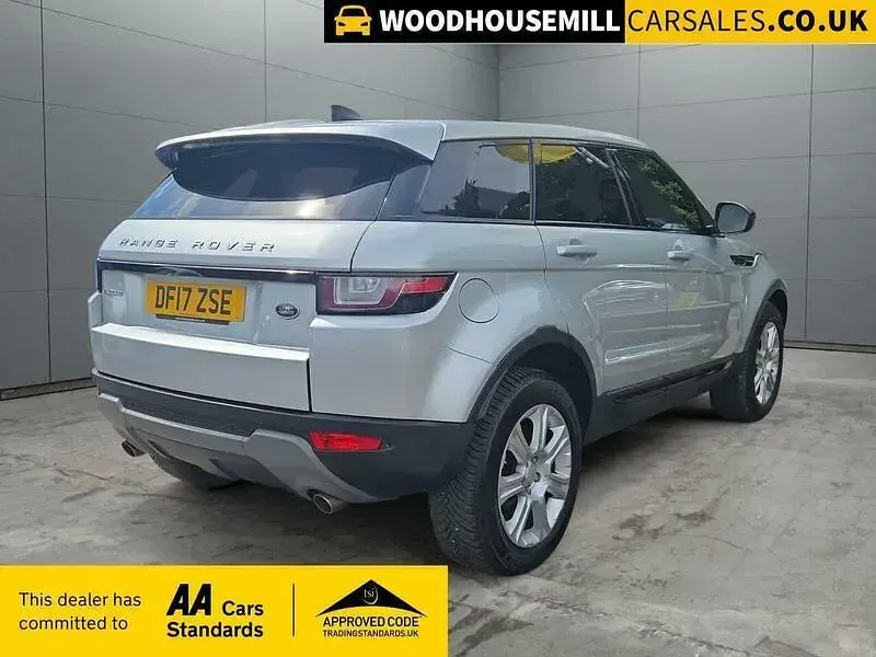 Used Land Rover Range Rover evoque SE 150 HP (110 kW) 2017 Silver Estate