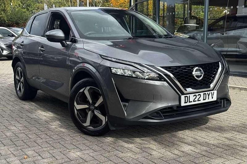 Grey Used 2022 Nissan Qashqai N-Connecta SUV | £18,390 (Fair price) - Image 1/4